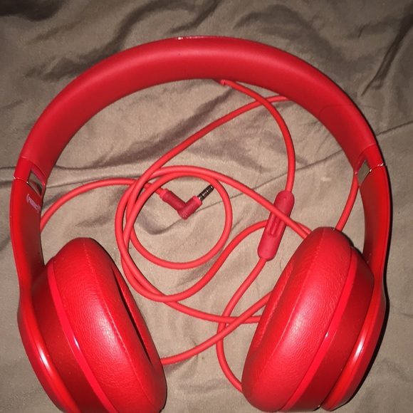 Beats by Dre - Picture 1 of 3